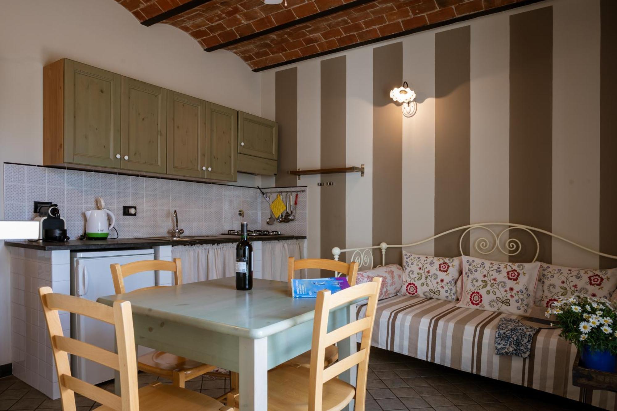 Agriturismo San Michele Di Danio Giovanni 多尔切多 外观 照片